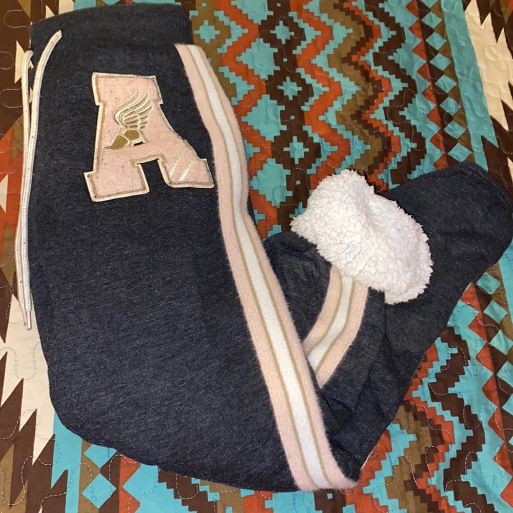 Women's fleece lined sweatpants
